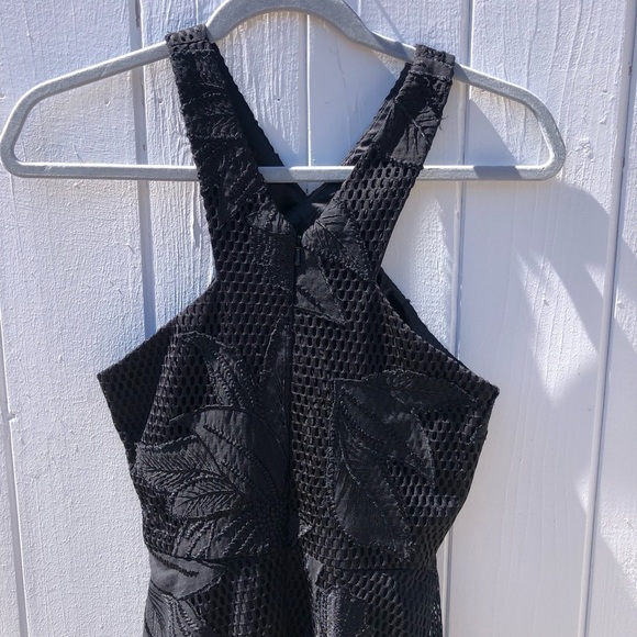 Jay Godfrey Cross Front Halter Embroidered Lace Cutout Mini Dress - Picture 5 of 10